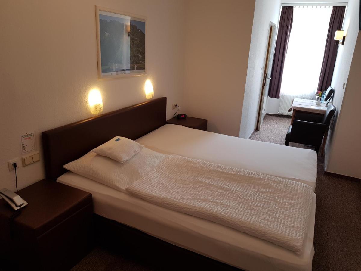 Hotel Zum Anker Andernach Esterno foto