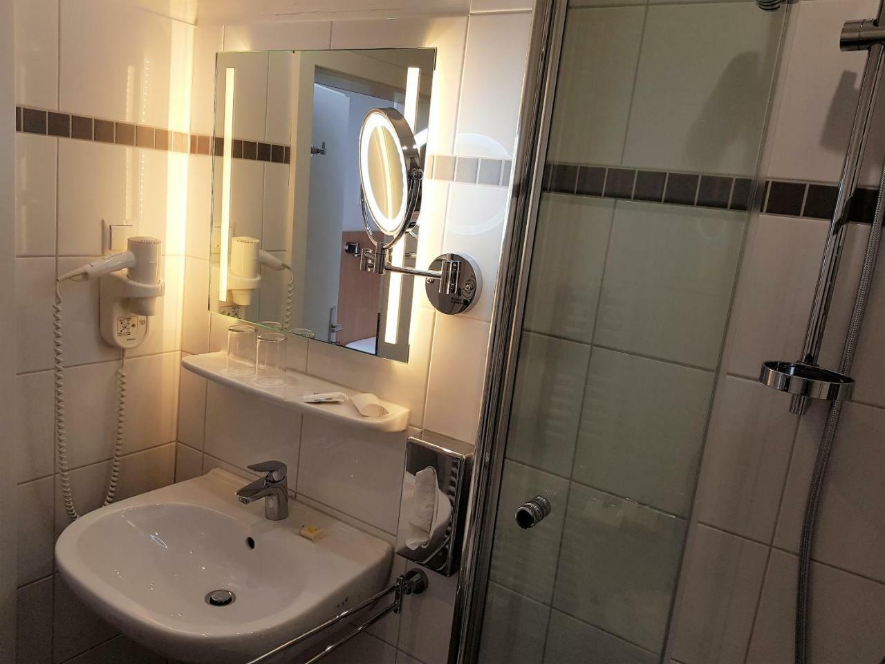 Hotel Zum Anker Andernach Esterno foto