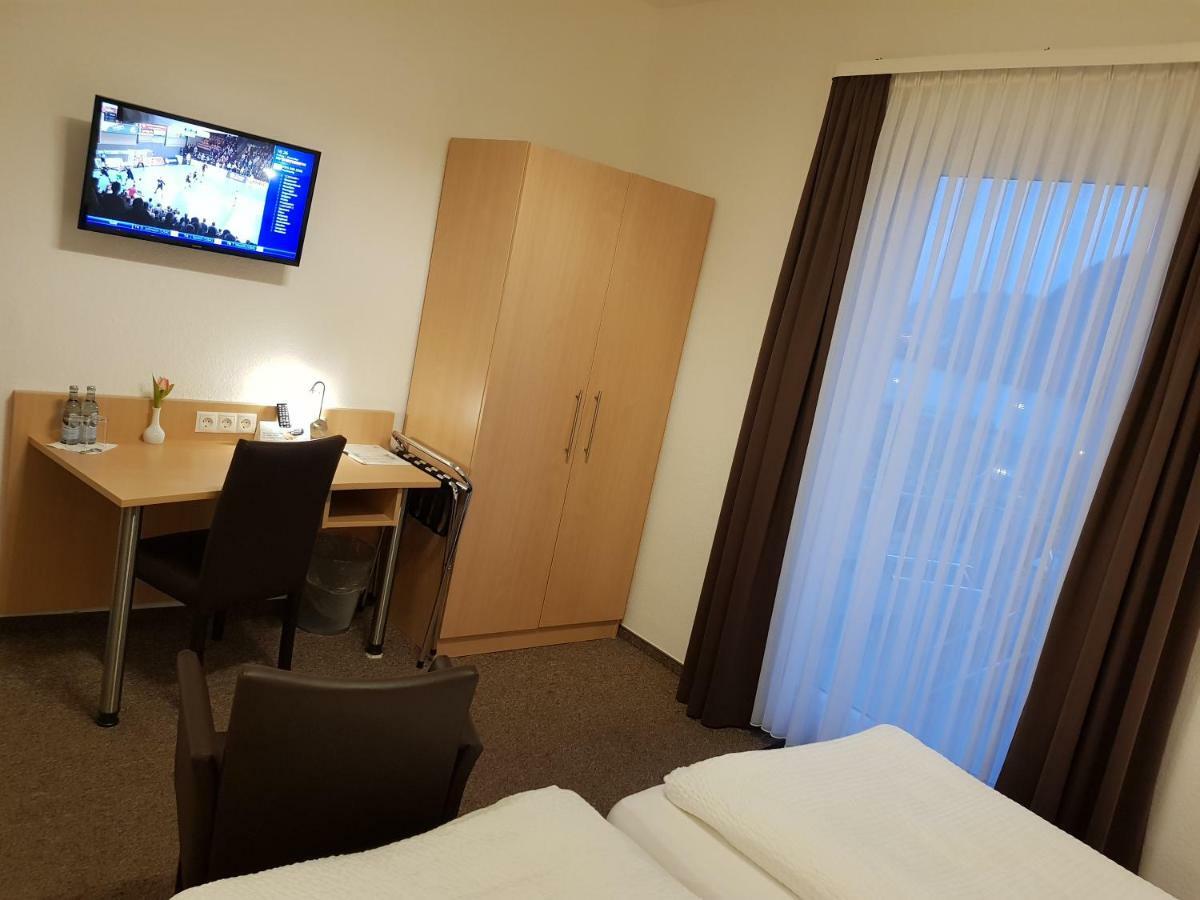 Hotel Zum Anker Andernach Esterno foto